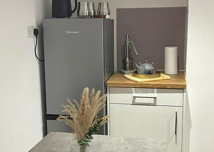 Modern One-bed Flat In Armley